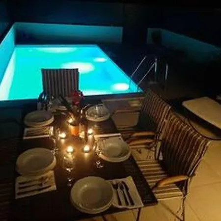 With Private Pool Apartamento *